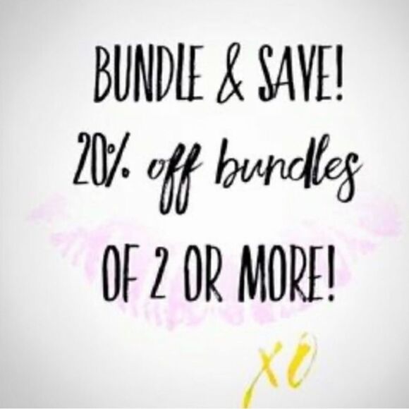 Victoria's Secret VERY SEXY
Lace-Trim Red Cheeky Panty
CUTOUT BACK LACE … - Picture 4 of 17